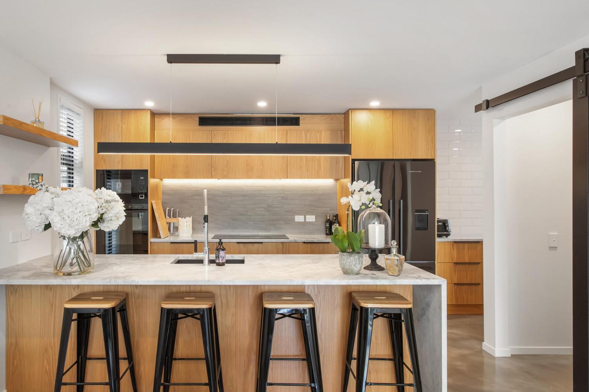 A Luxurious Retreat Sleeps 6 Christchurch